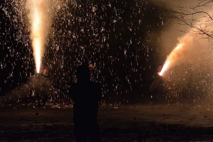 花の撓大祭の様子